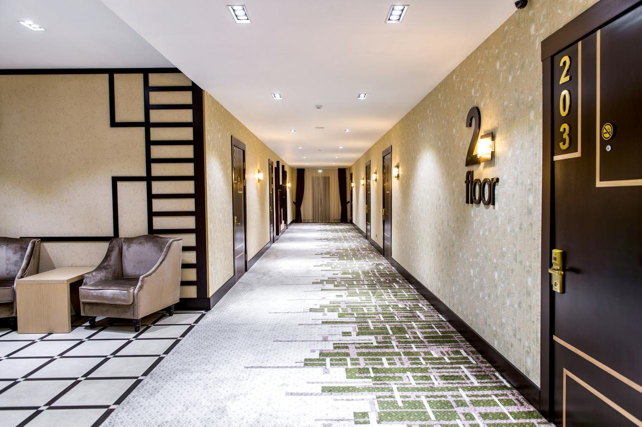Megapolis Hotel Szymkent Zewnętrze zdjęcie