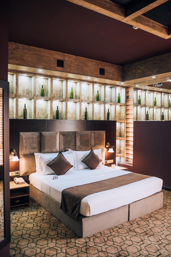 Megapolis Hotel Szymkent Zewnętrze zdjęcie