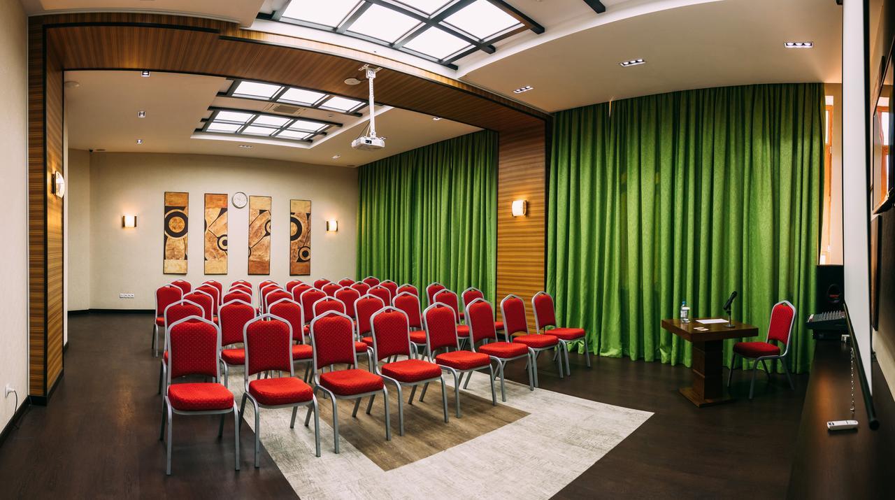 Megapolis Hotel Szymkent Zewnętrze zdjęcie