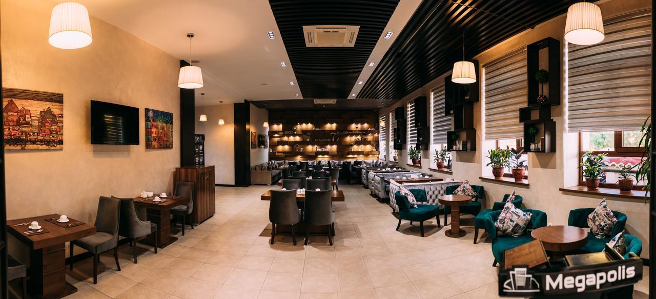 Megapolis Hotel Szymkent Zewnętrze zdjęcie
