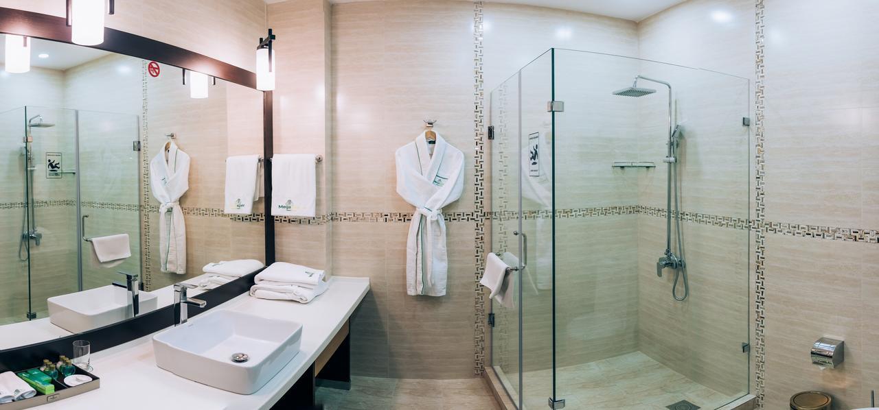 Megapolis Hotel Szymkent Zewnętrze zdjęcie