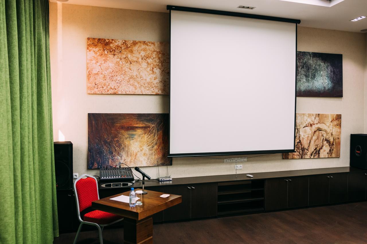 Megapolis Hotel Szymkent Zewnętrze zdjęcie
